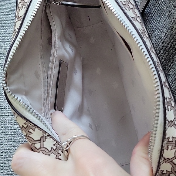 KATE SPADE CROSSBODY & MATCHING WALLET - Picture 5 of 14